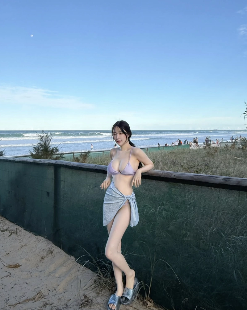 Hot girl seoul asuna bikini dáng đẹp