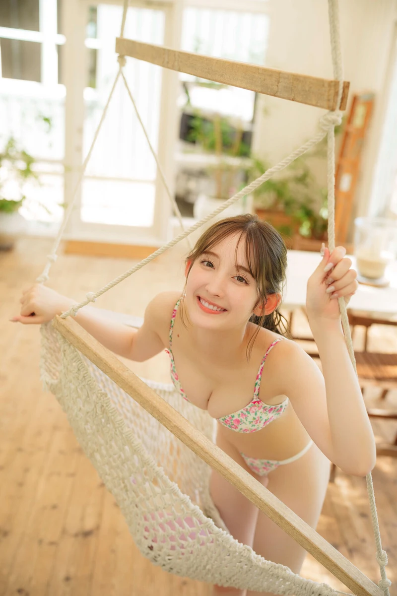 Lồn tinh trắng đục dày đặc nóng bỏng