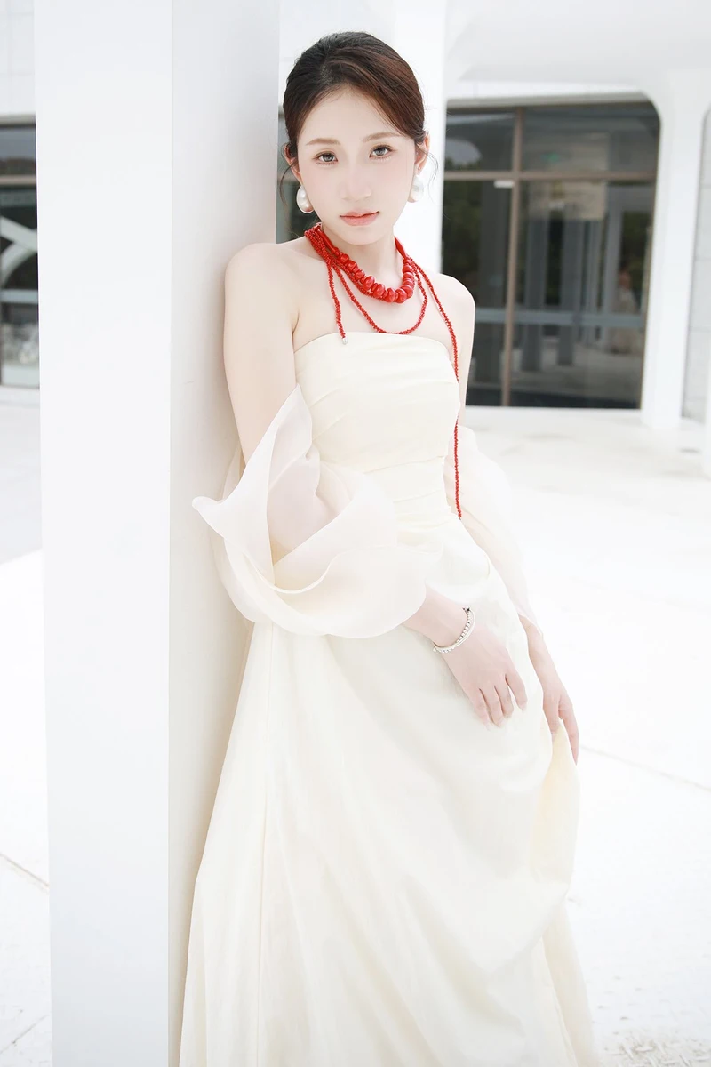 Mê Hoặc Cuốn Hút Ảnh 18+ Khêu Gợi