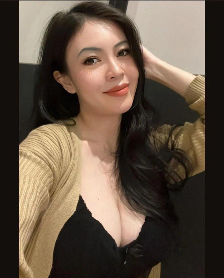 Quyến rũ căng tròn Hình Sex MBBG nóng bỏng
