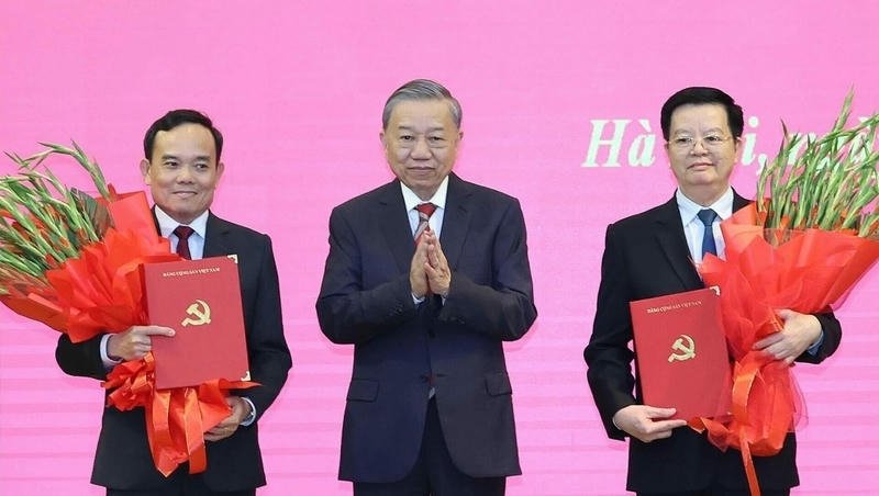 Tầm Quan Trọng Của Sự Nghiệp Công Vụ Đối Với Ông Trần Lưu Quang