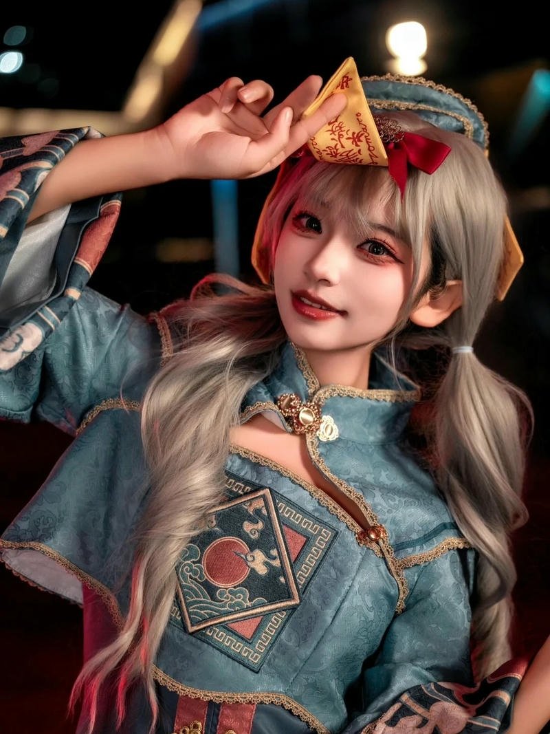 Trang phục hóa trang halloween nổi bật đầy cuốn hút