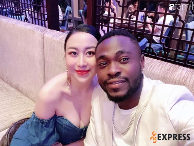 Cee Jay và vợ Lê Thu Phương