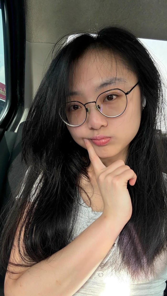 ảnh chụp cận mặt gái 2k3 xinh