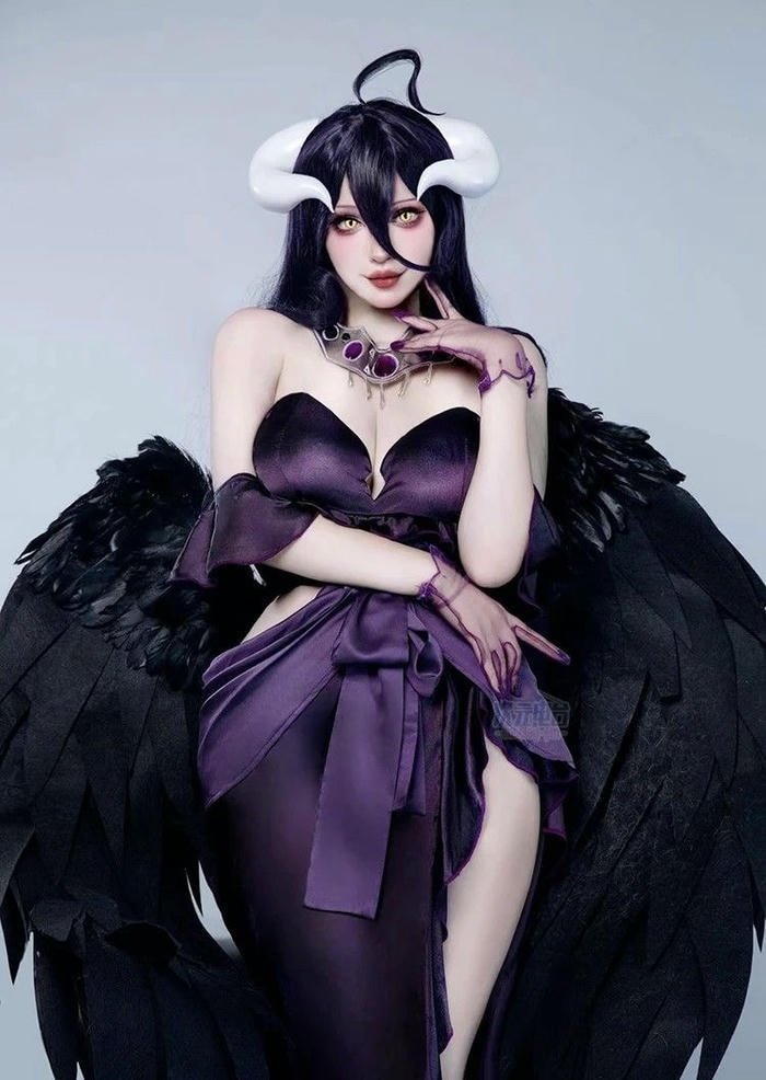 ảnh cosplay albedo nhẹ nhàng xinh