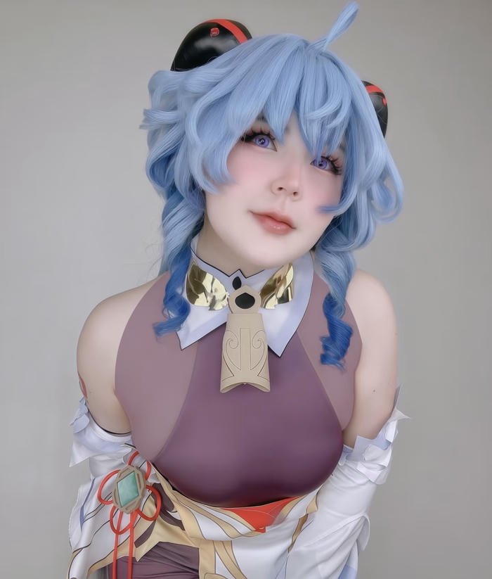 ảnh cosplay ganyu nét đẹp nhẹ
