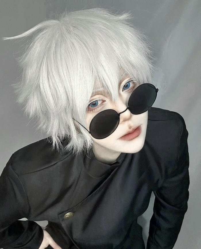 ảnh cosplay gojo thần thái tự nhiên