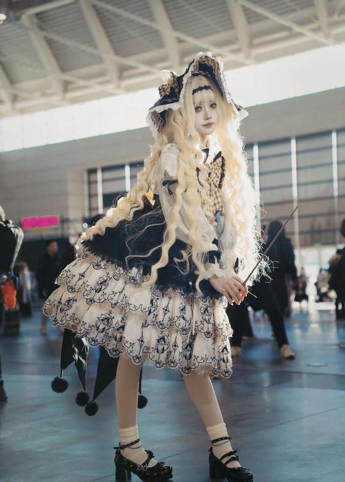 ảnh cosplay hầu gái nhìn dễ thương