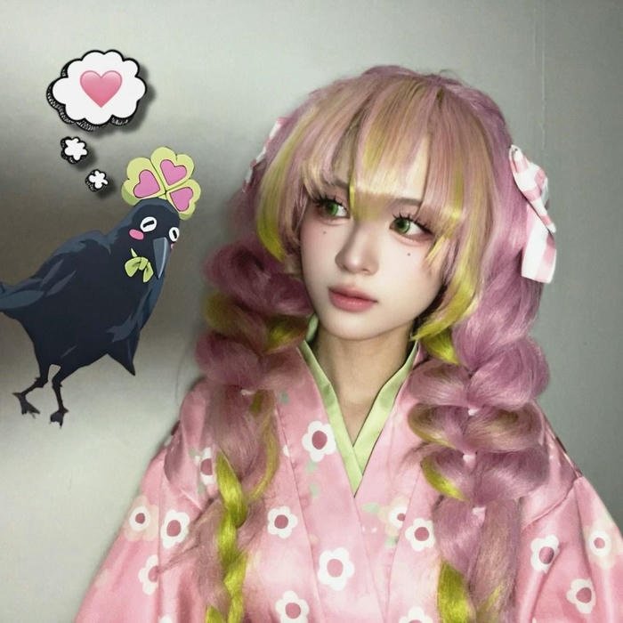 ảnh cosplay luyến trụ diện mạo trẻ