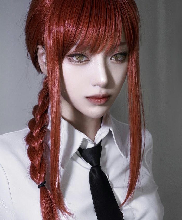 ảnh cosplay makima nét nữ tính