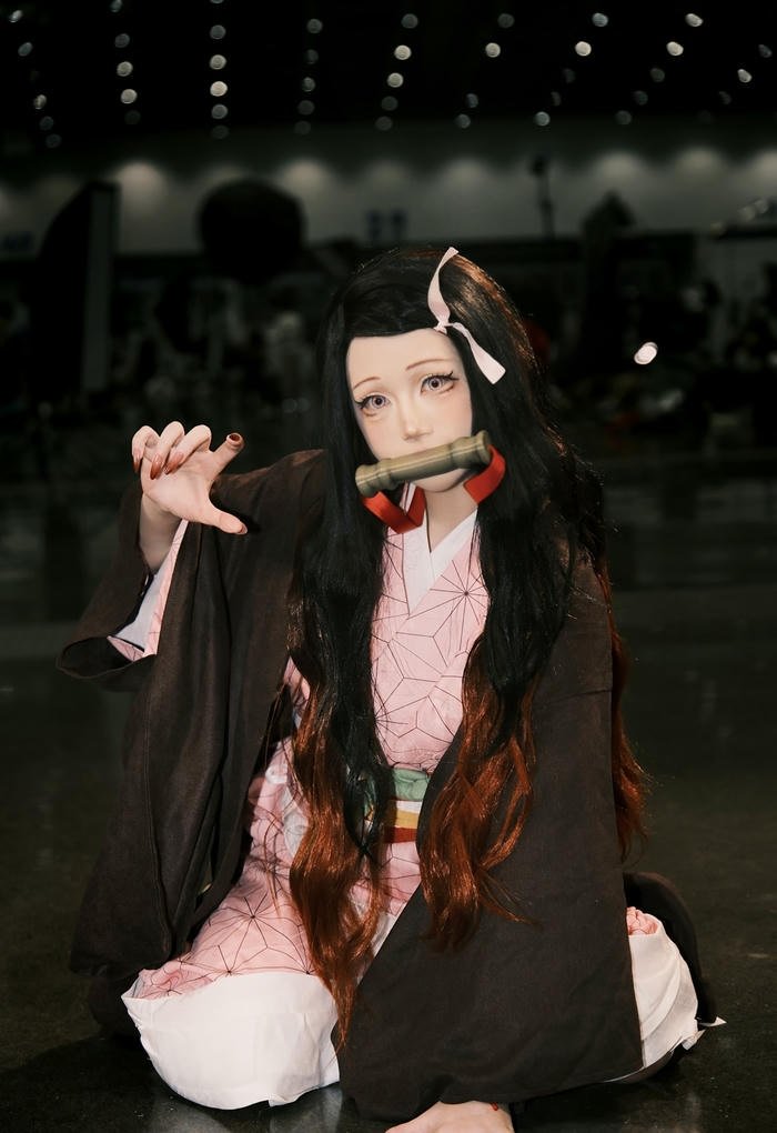 ảnh cosplay nezuko chất liệu dệt