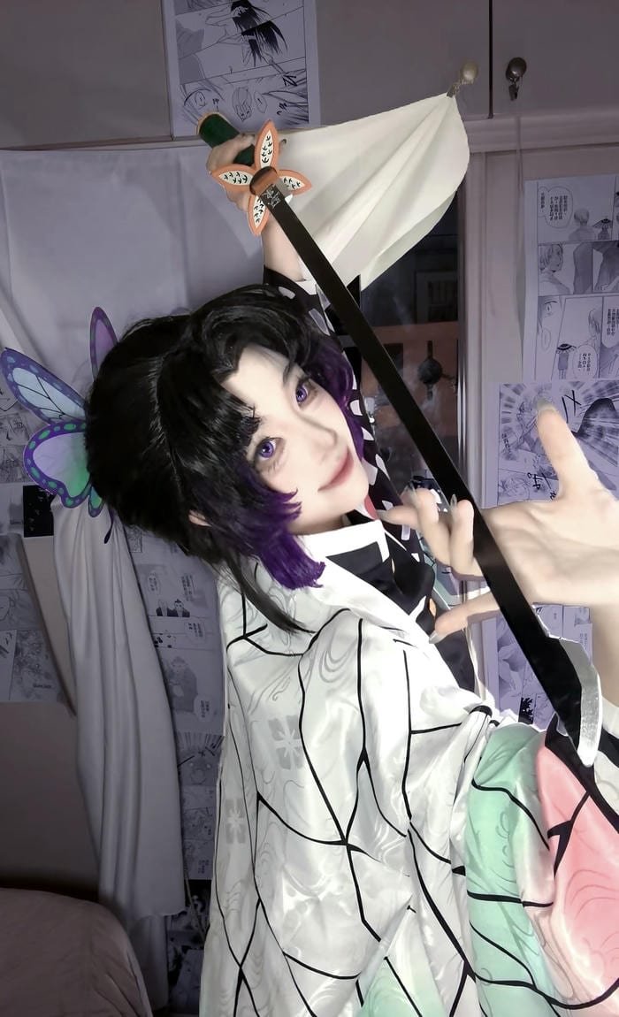 ảnh cosplay shinobu xinh dễ nhìn