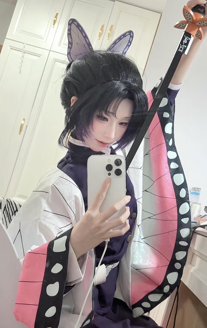 ảnh cosplay shinobu xinh thanh lịch