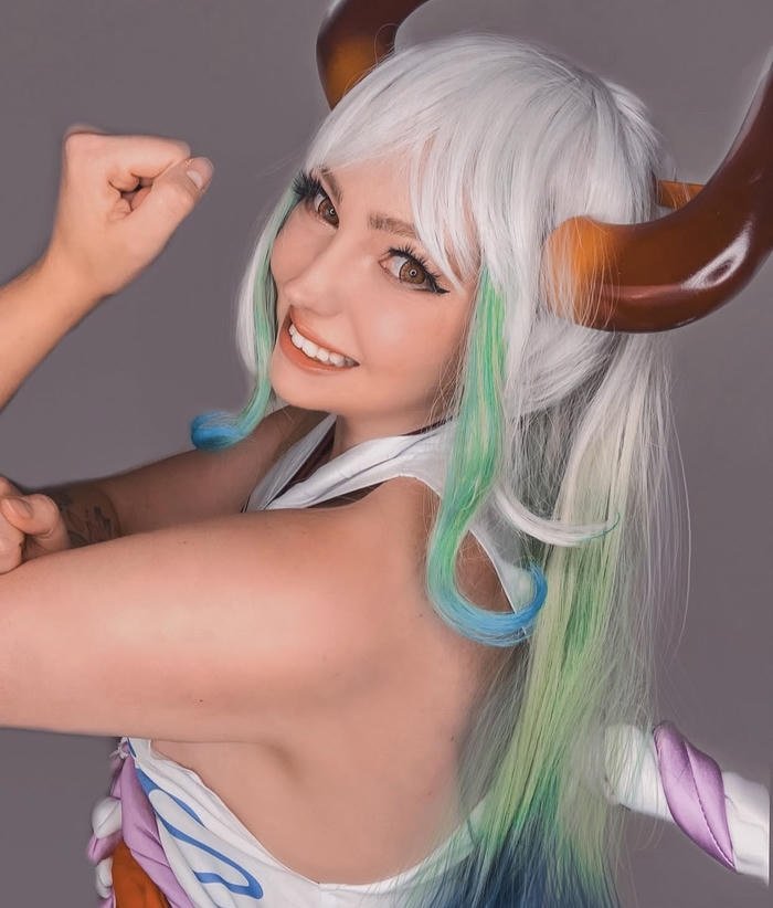 ảnh cosplay yamato xinh tóc dài