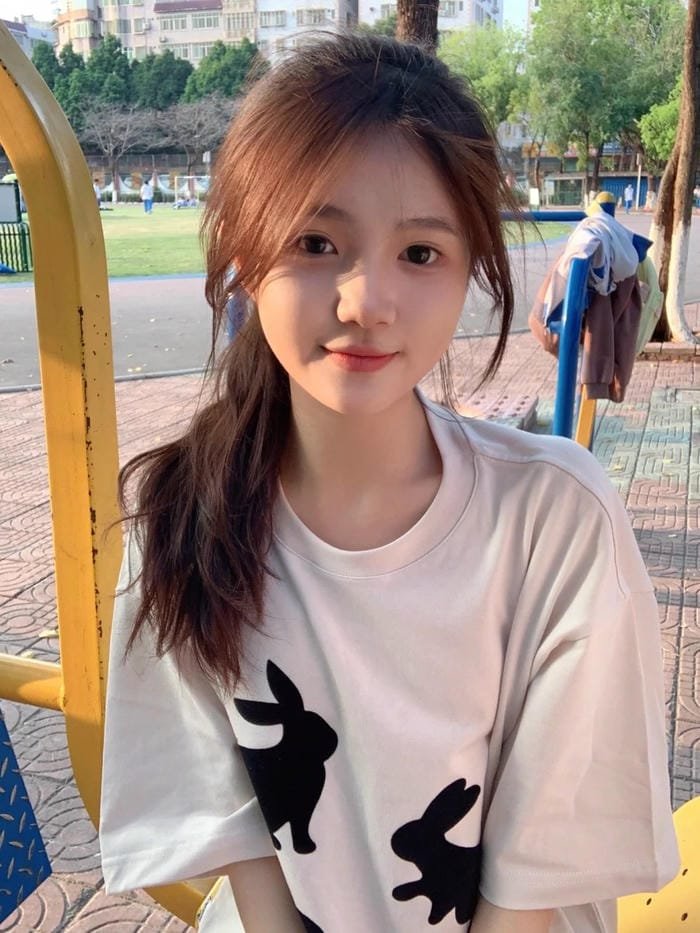 ảnh đẹp gái 2k3 xinh tự nhiên