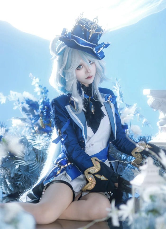 ảnh furina cosplay ánh sáng nhẹ