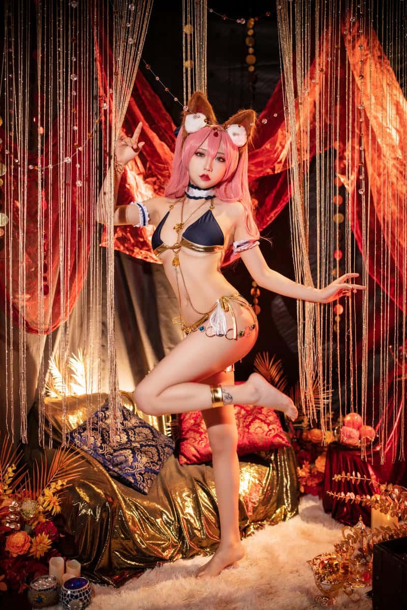 ảnh gái mặc bikini lọt khe chuyển động mềm mại