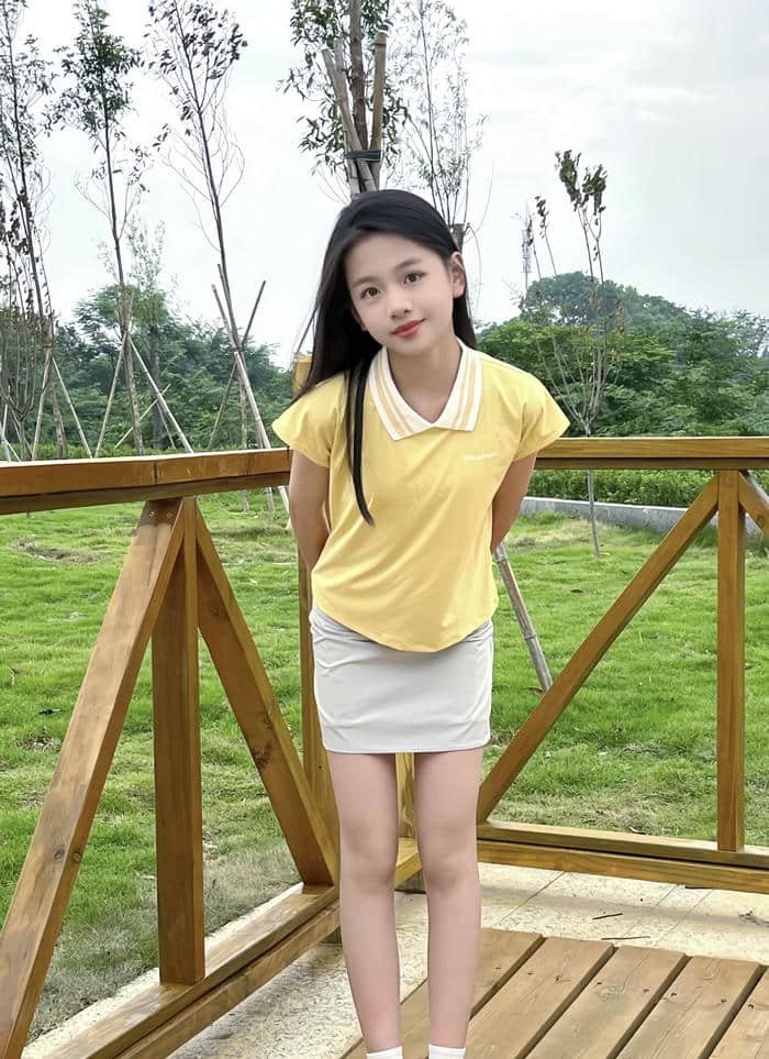 ảnh gái xinh Trung Quốc váy ngắn dễ thương