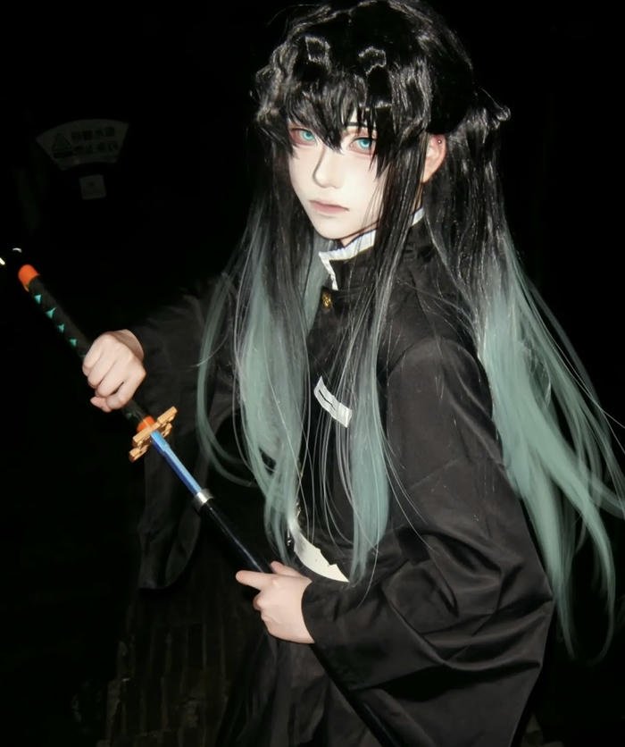 ảnh muichiro cosplay kiếm sĩ anime