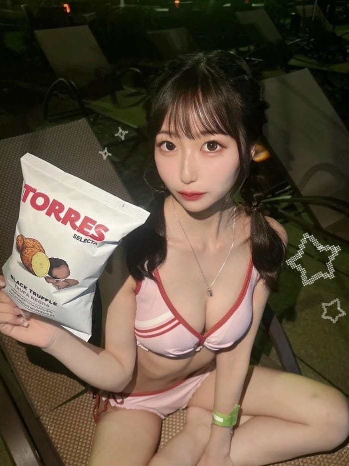 ảnh nắng chiều gái nhật bikini