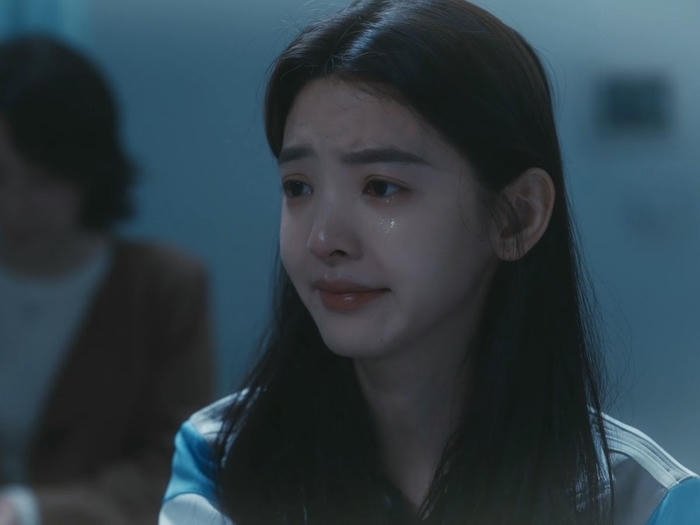 ảnh nữ khóc không nói lời nào