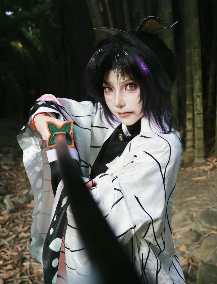 ảnh shinobu cosplay đẹp tự nhiên