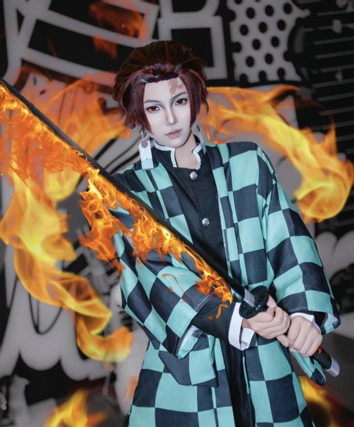 ảnh tanjiro cosplay nhìn ưa mắt