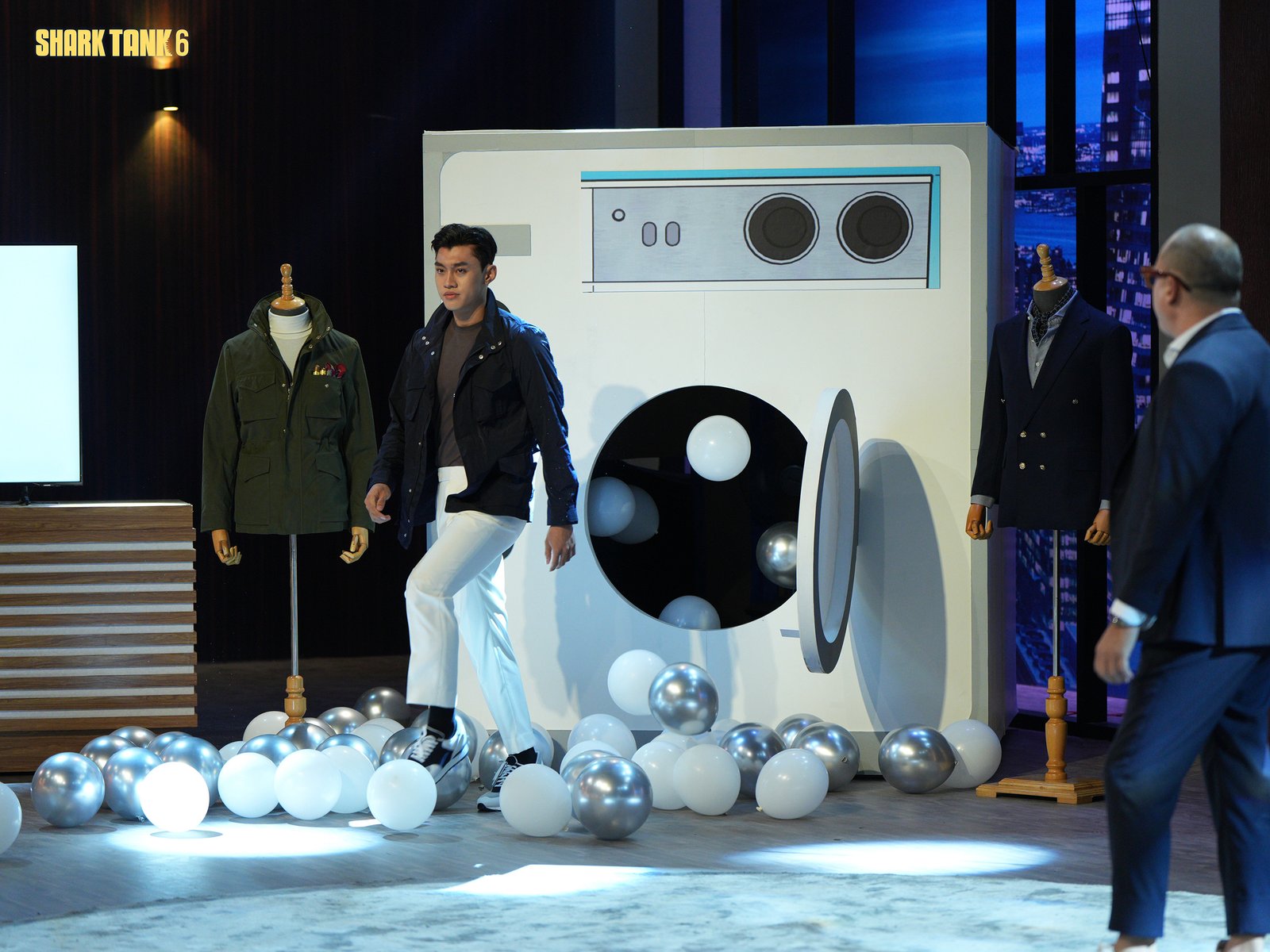 Antonio De Torres trình bày về vải thông minh ADT trên Shark Tank