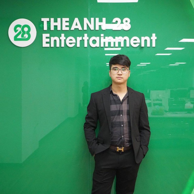 Chân dung Nguyễn Tuấn Hưng, người sáng lập và CEO của Theanh28 Entertainment.