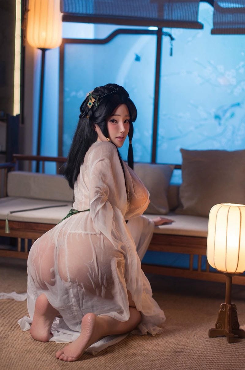 cô gái mặc bikini lọt khe ngon