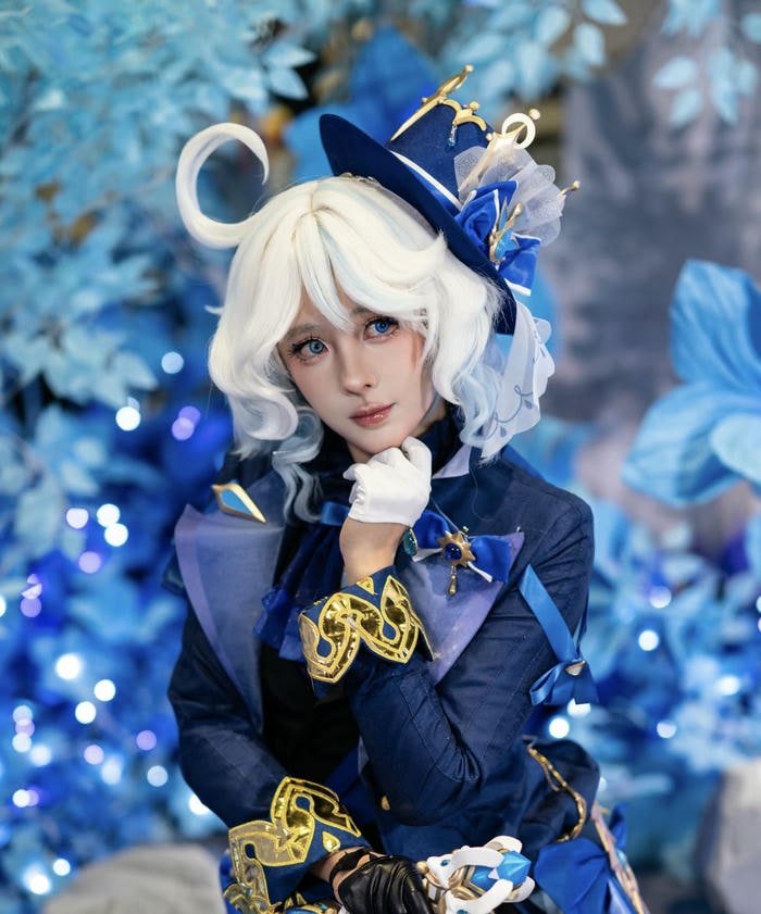cosplay furina trang phục chỉnh chu