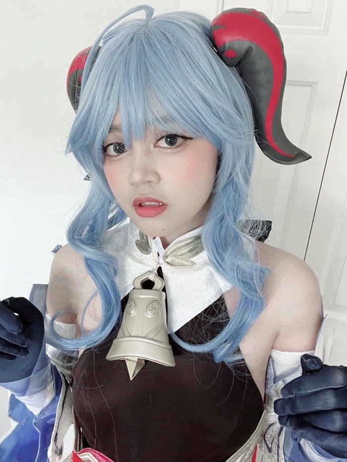 cosplay ganyu tóc dài bồng bềnh