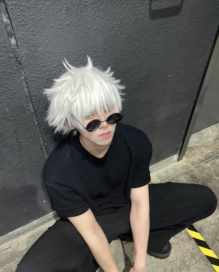 cosplay gojo tóc trắng nổi bật