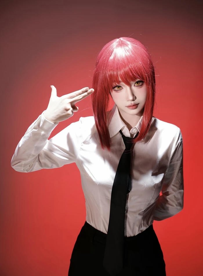 cosplay makima vẻ trong trẻo xinh