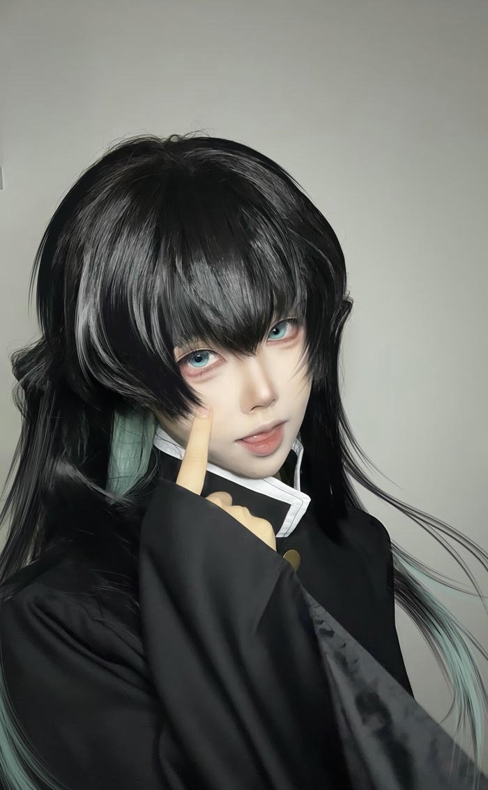 cosplay muichiro phong cách kiếm sĩ