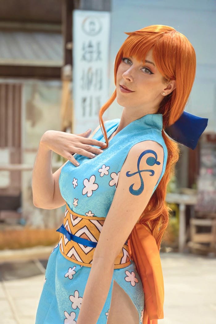cosplay nami mang thần thái biển cả