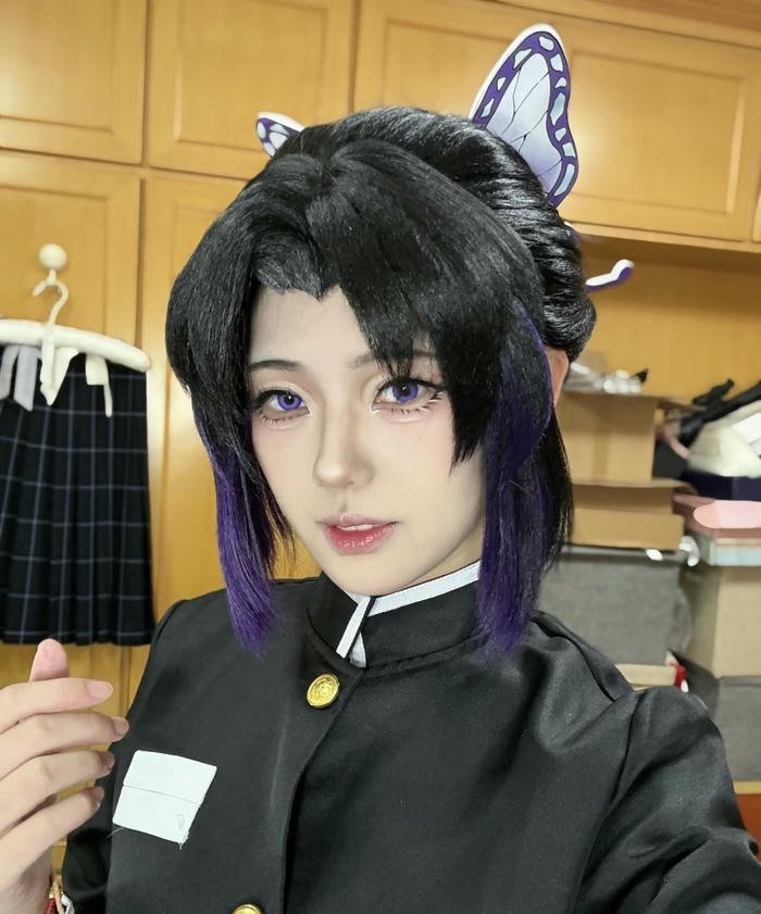 cosplay shinobu phong cách hiện đại