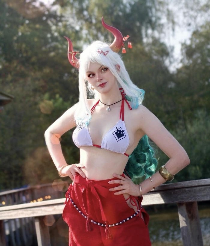 cosplay yamato xinh đẹp mắt to