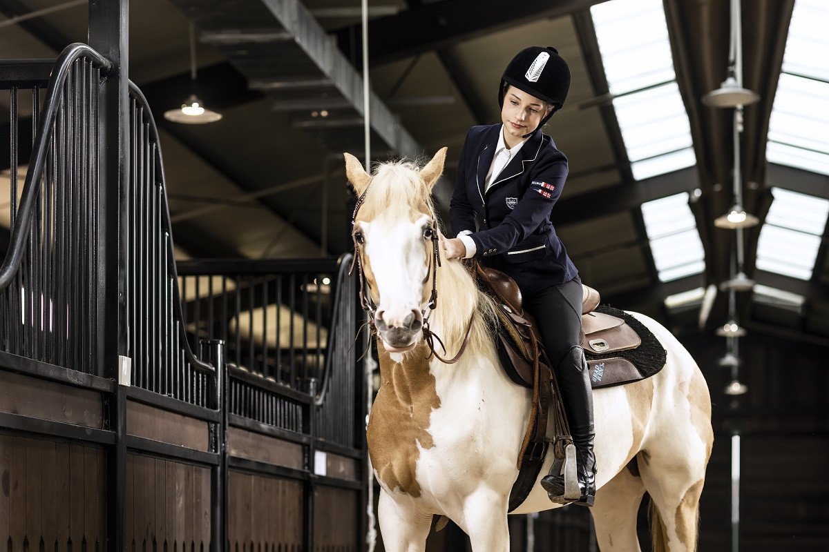 Cưỡi ngựa tại học viện hoàng gia - môn thể thao quý tộc