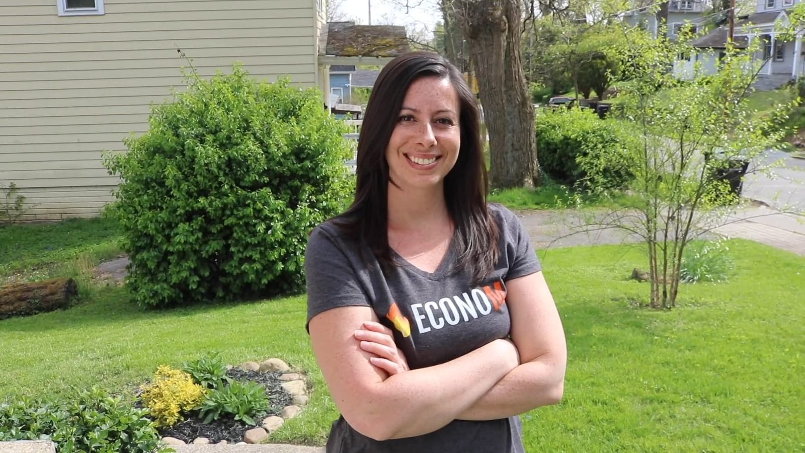 Diania Merriam đối mặt với khoản nợ do chi tiêu cá nhân thiếu kiểm soát