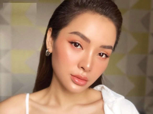 Diễn viên Phương Trinh Jolie với vẻ đẹp quyến rũ và ánh mắt sắc sảo.