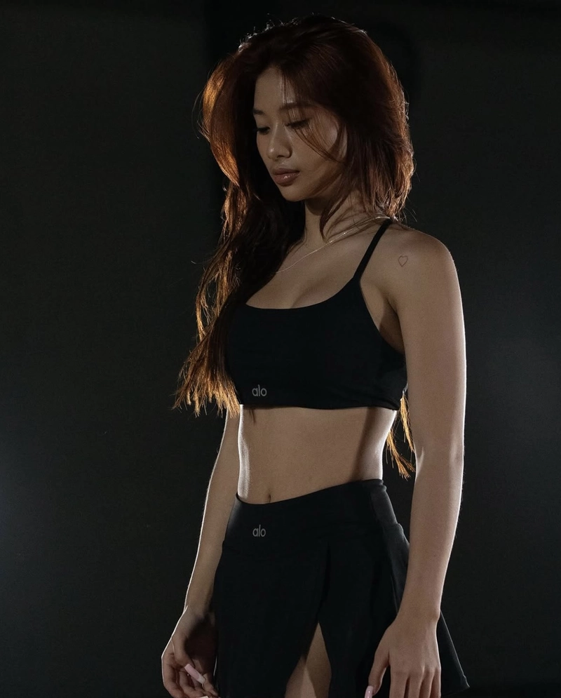 gái đẹp louis phạm bikini năng động