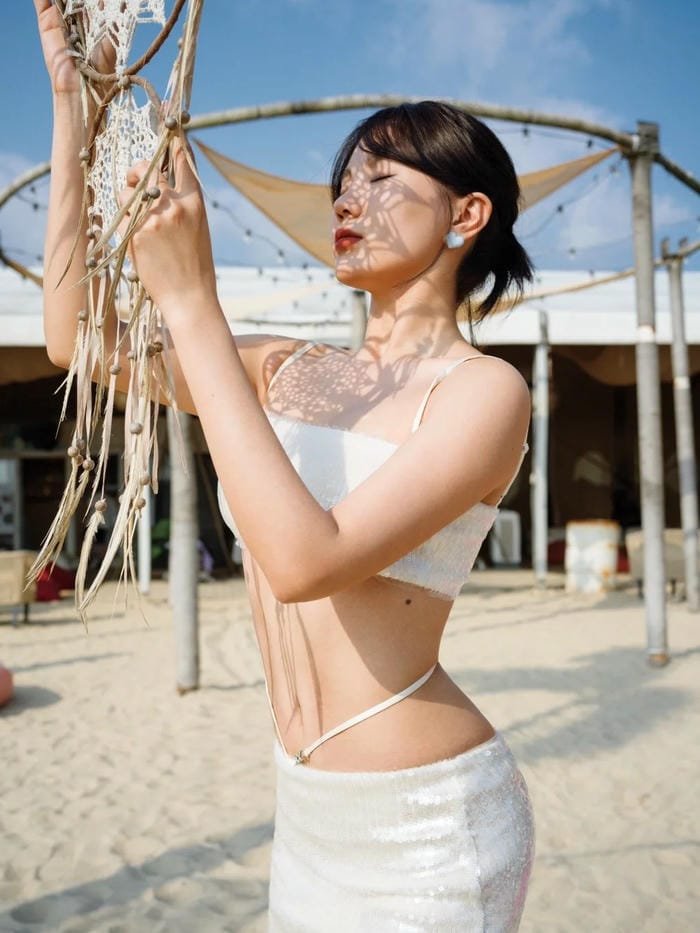 gái nhật mặc bikini khoảnh khắc thư giãn