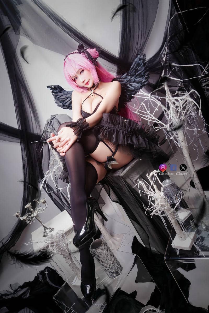 gái xinh cosplay thần thái cuốn hút