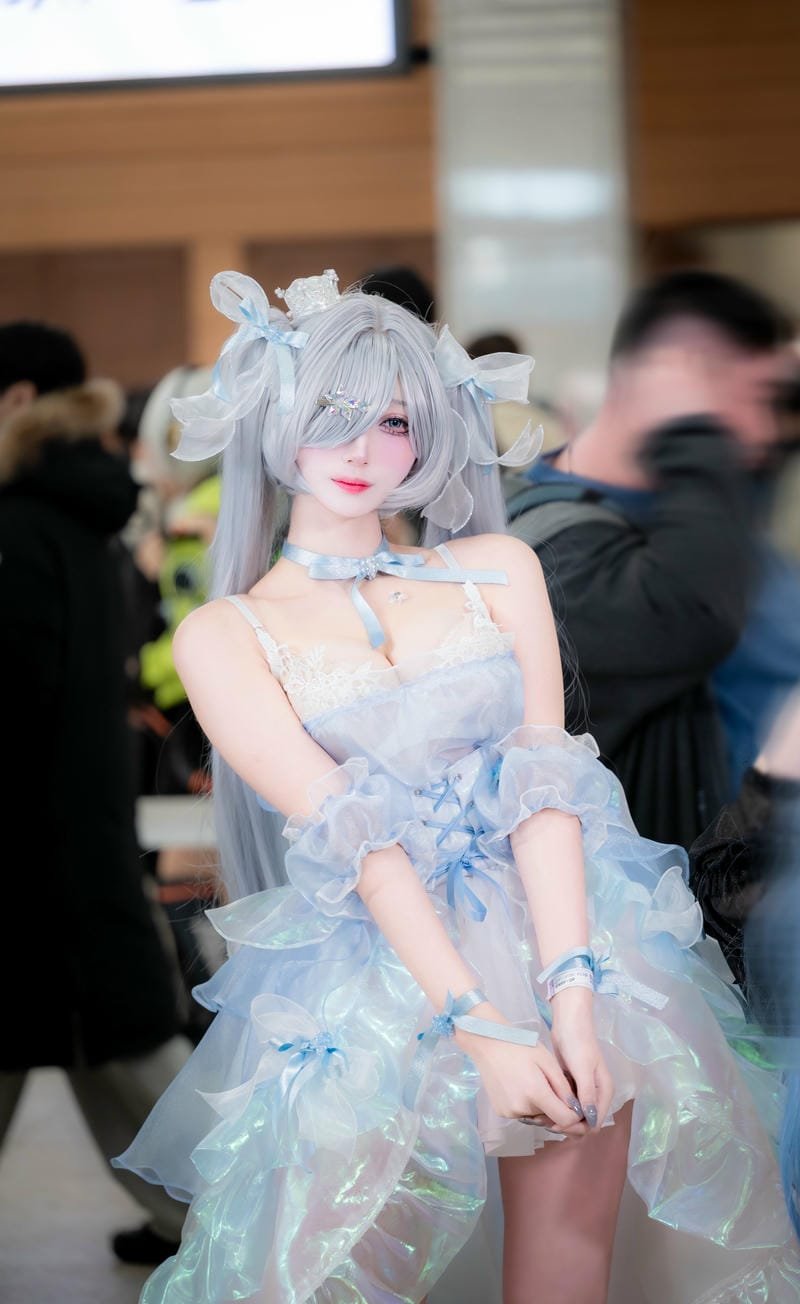 gái xinh cosplay theo chủ đề anime
