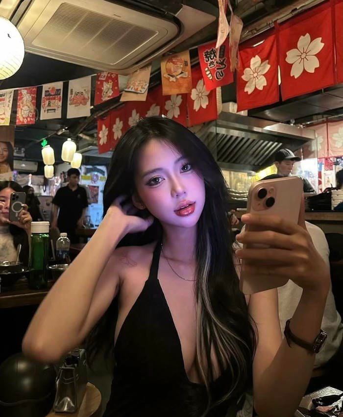 gái xinh việt nam nụ cười tươi tắn dễ thương
