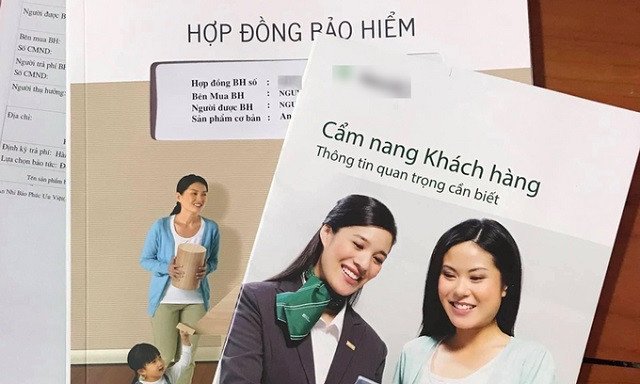Giấy tờ liên quan đến giao dịch gửi tiết kiệm và bảo hiểm nhân thọ tại ngân hàng