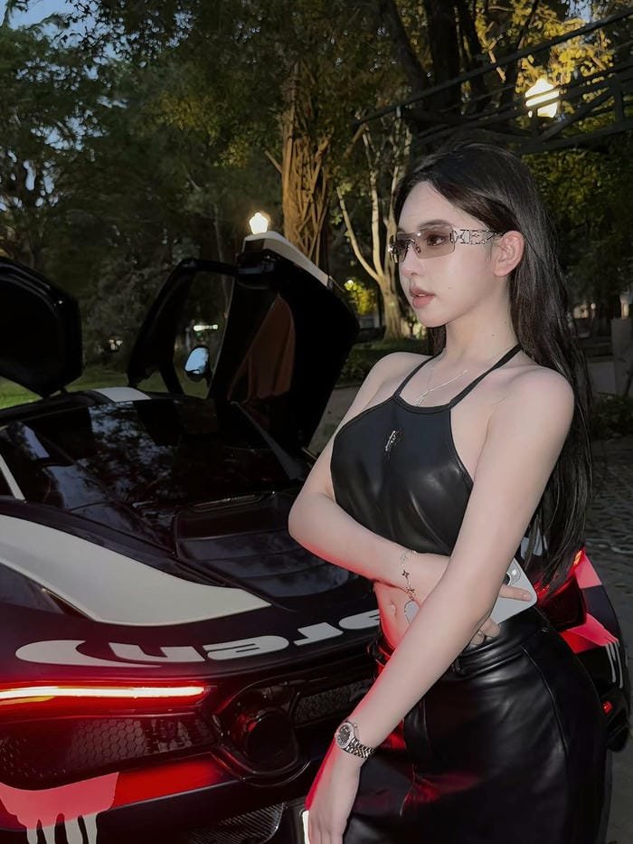 góc máy đẹp ảnh Trần Huyền Châu cực xinh