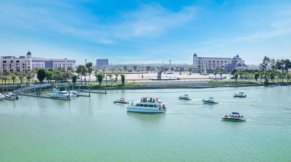 Góc nhìn toàn cảnh dự án Aqua City tại Đồng Nai, thể hiện quy mô và tiềm năng phát triển của khu đô thị vệ tinh này.