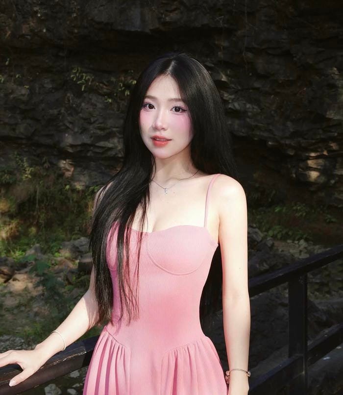 gương mặt quyến rũ gái xinh việt nam
